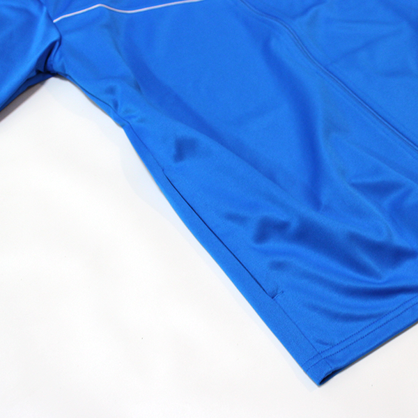 PUMA TEAMRISE�g���[�j���O�W���P�b�g 657647