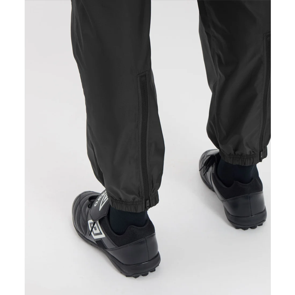 UMBRO �s�X�e�p���c